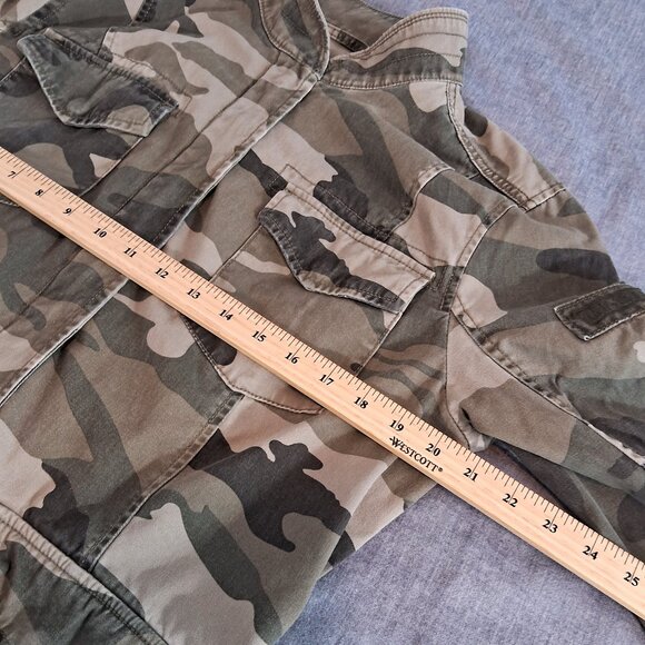 Abercrombie & Fitch Camo Utility Cargo Jacket - Picture 7 of 15